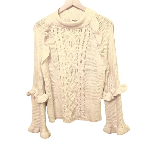 BB Dakota Cable Knit Ruffle Bell Sleeve Sweater Size Small Oversized - Picture 2 of 8
